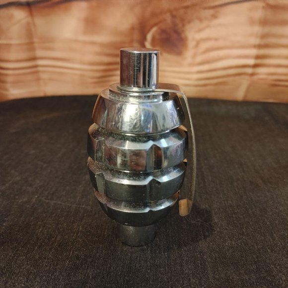 Tractor United Pacific Chrome Grenade Tractor Trailer Air Brake Shift Knob - Picture 2 of 5